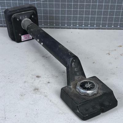 Carpet Knee Kicker Tool
