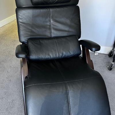 Leather Gravity Chair