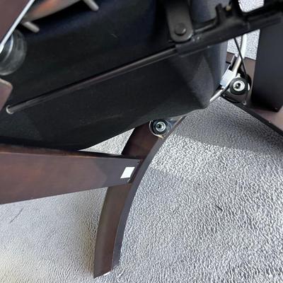 Leather Gravity Chair