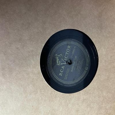 Popular Musician of the 40's and 50's 78 Record