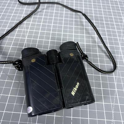 NIKON 9 X 25 Binoculars