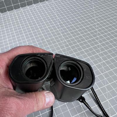 NIKON 9 X 25 Binoculars