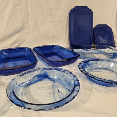 Pyrex Watercolor Blue Lagoon & Anchor Hocking Blue Glass Bakeware (K-JS)