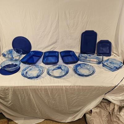 Pyrex Watercolor Blue Lagoon & Anchor Hocking Blue Glass Bakeware (K-JS)