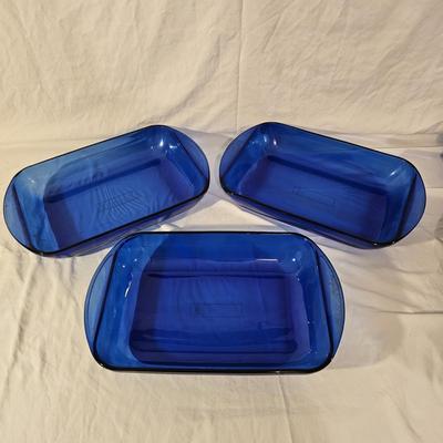 Pyrex Watercolor Blue Lagoon & Anchor Hocking Blue Glass Bakeware (K-JS)