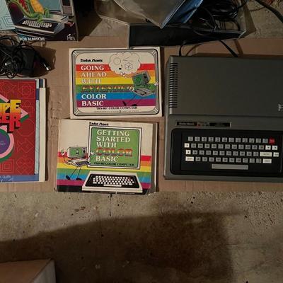 G1- Vintage Radio Shack TRS-80 Color Computer pkg