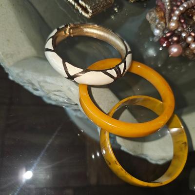 Bracelet Lot No. 1