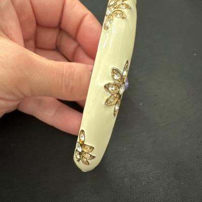 Vintage floral enamel hinged bracelet