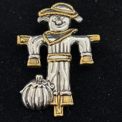 Vintage Scarecrow With Pumpkin Silver & Gold Tone Brooch/Pin - Pendant Signed Best