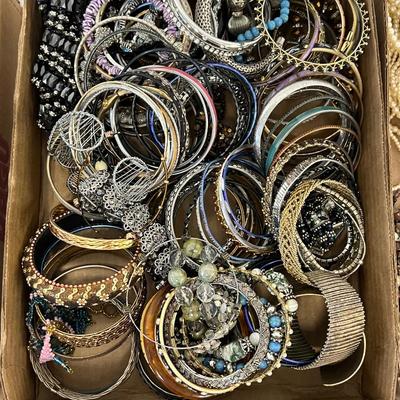 Mega Fashion Jewelry Assortment