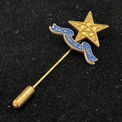 Vintage Each Day Is A Gift Star Stick Pin