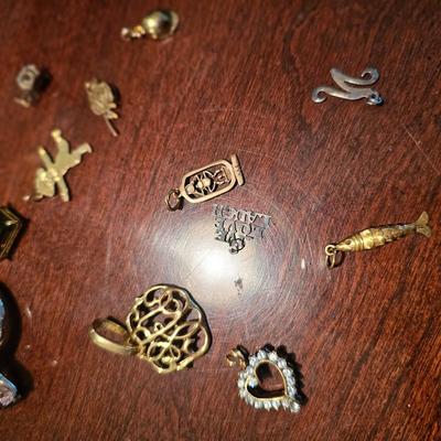 Pendent Lot No. 1