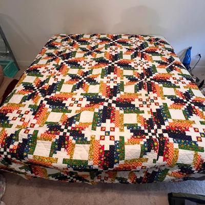 Three Unique Quilts (P-DZ)