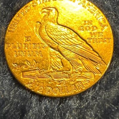 1915 2 1/2 Indian head Gold Eagle United States piece