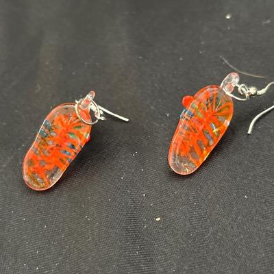 Red glass flip flop earrings