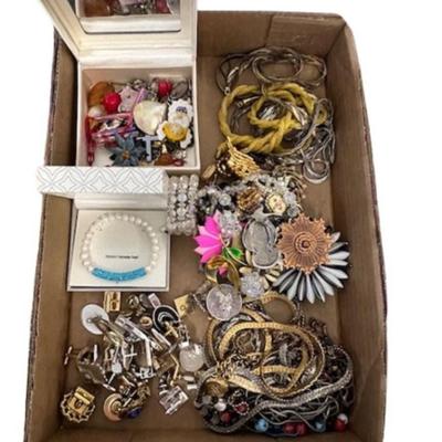 Fashion Jewelry Assortment