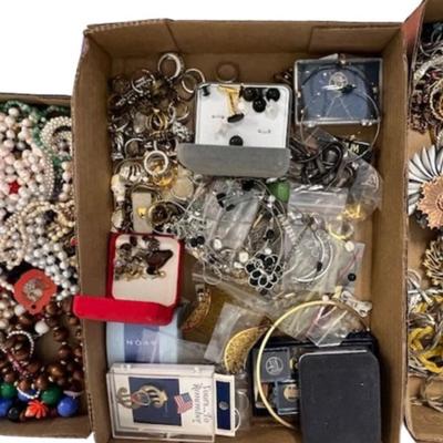 Fashion Jewelry Assortment