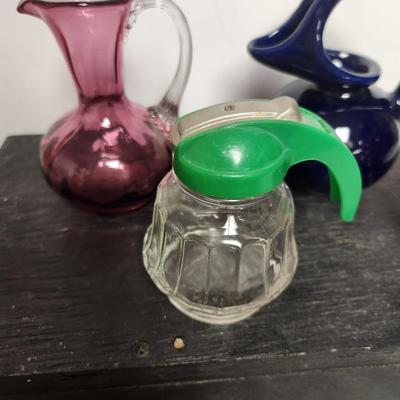 4 little pitchers