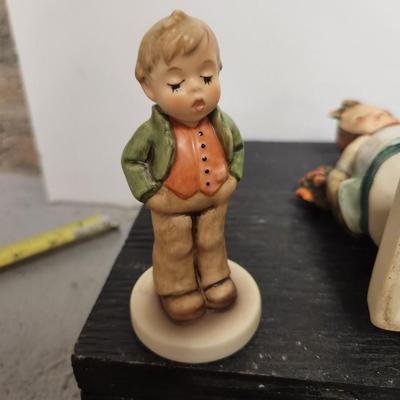 Set of 4 misc Hummel