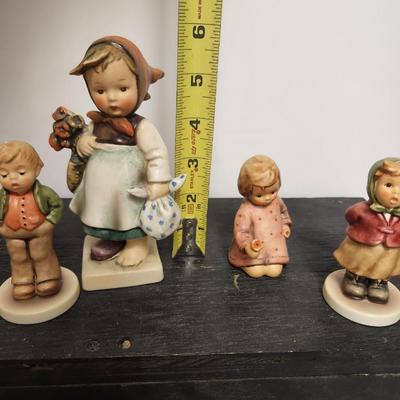 Set of 4 misc Hummel
