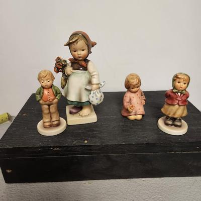 Set of 4 misc Hummel