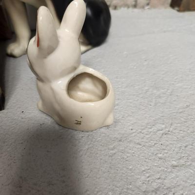 Last lot of dog figurines