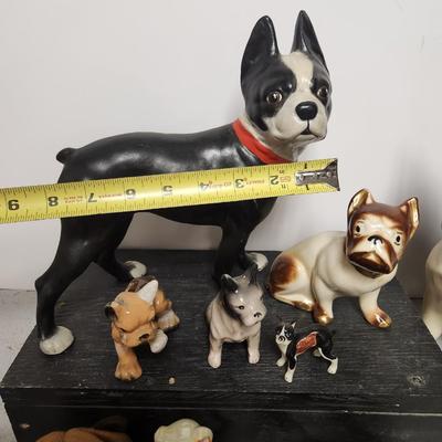 Last lot of dog figurines