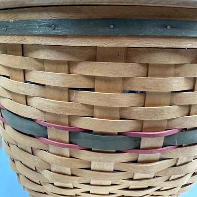 Huge Longaberger Storage Basket with Lid and Plastic Liner