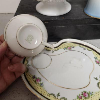Antique entertainment lot