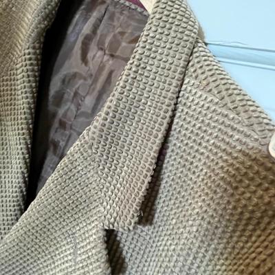 5 Brown Suits
