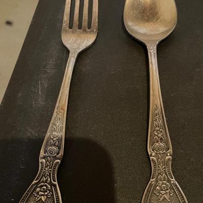 PARTIAL SET OF NORMANDY STAINLESS FLATWARE, CUTLERY & KITCHEN UTENSILS