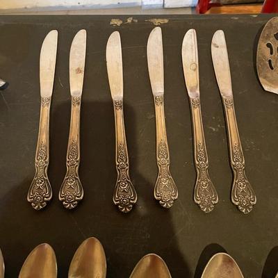 PARTIAL SET OF NORMANDY STAINLESS FLATWARE, CUTLERY & KITCHEN UTENSILS