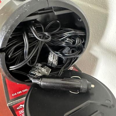 HUSKY Digital Inflator w/ Box