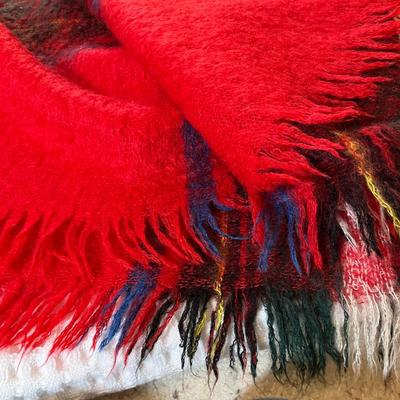 3 Lap robes