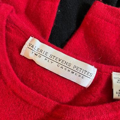 Lot of womens sweaters/ knit tops