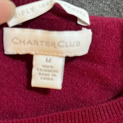 Lot of womens sweaters/ knit tops