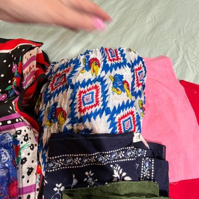 Lot of scarves & hankies