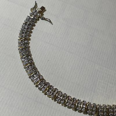 Vintage Sterling Silver 7.5" Long White & Gold-toned Bracelet in Good Preowned Condition.