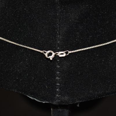 925 Sterling Box Chain w/ 925 Tourmaline Butterfly Pendant 18" 2.9g
