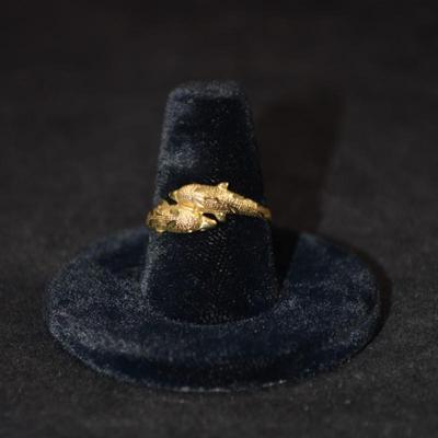 10k Gold Dual Dolphin Ring Size 8 1.6g