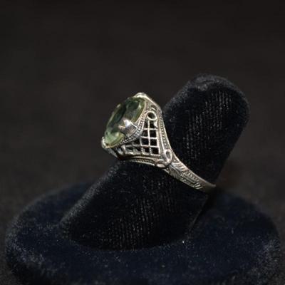 925 Sterling Filigree Ring with Green Amethyst Size 6.5 3.7g