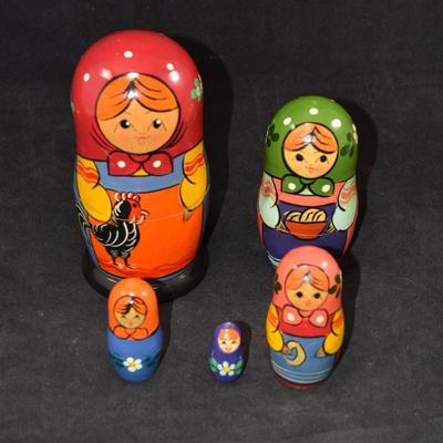 Vintage Farm Themed Russian Nesting Dolls 6"
