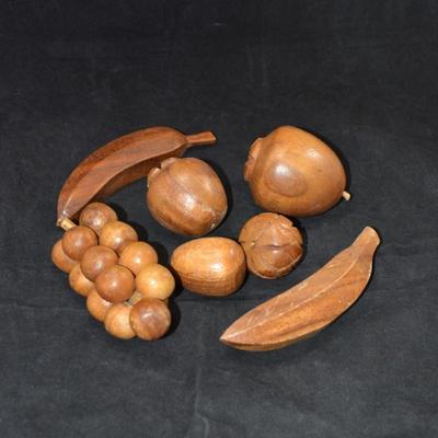 Vintage Lot of Wooden Centerpiece Fruit
