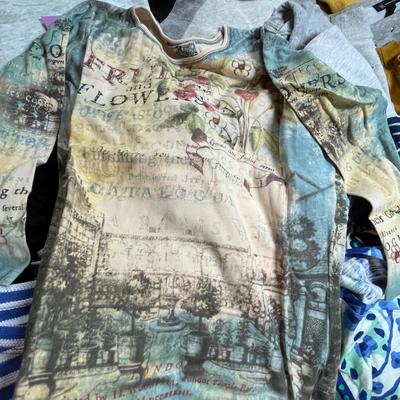 Lot of womens tops