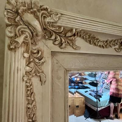 Fantastic wall mirror