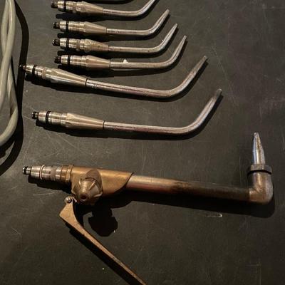 POWER SUPPLY, TORCH TIPS AND CUTTING TORCH