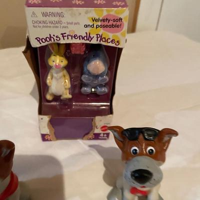 DISNEY COLLECTABLES