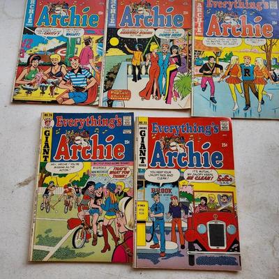 Lot Of 98 VINTAGE Archie Series Comics Archie, jughead, betty and veronica, sabrina, jynx etc