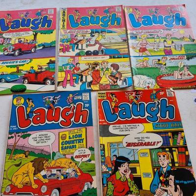 Lot Of 98 VINTAGE Archie Series Comics Archie, jughead, betty and veronica, sabrina, jynx etc