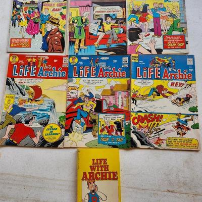 Lot Of 98 VINTAGE Archie Series Comics Archie, jughead, betty and veronica, sabrina, jynx etc
